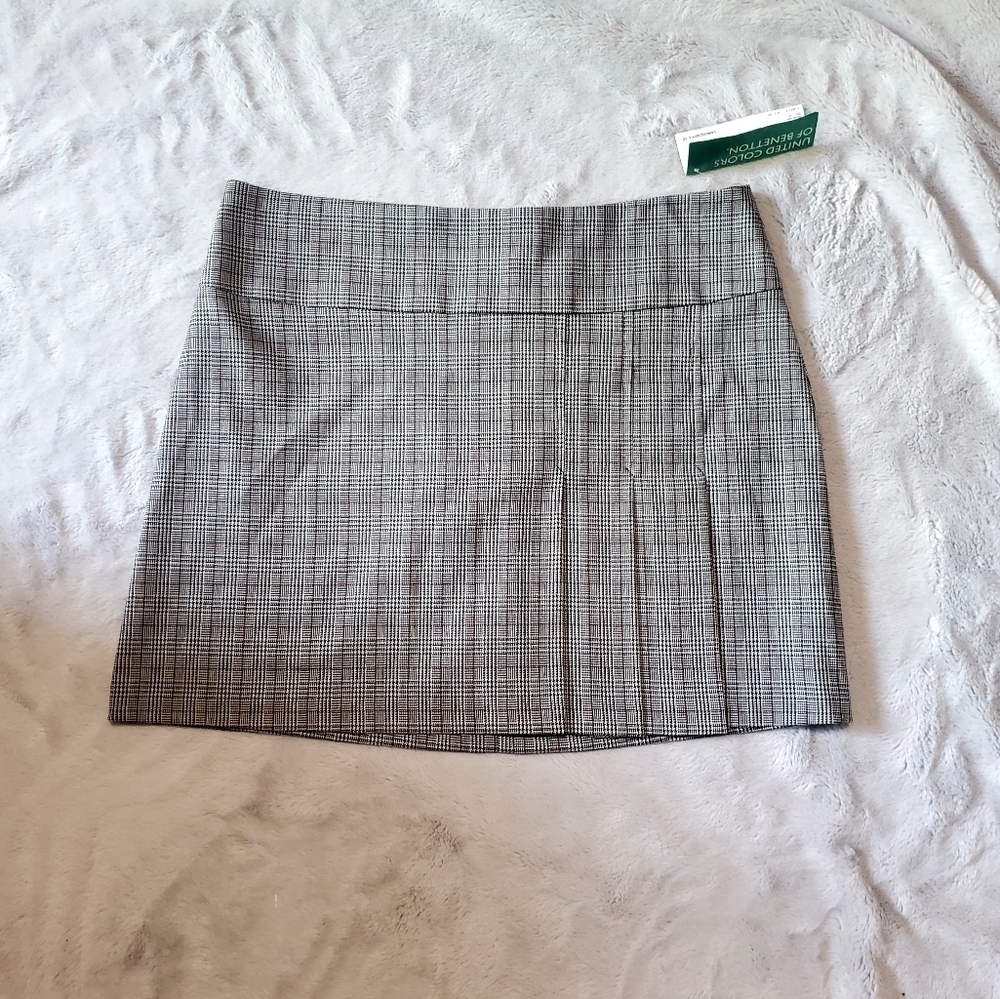 United Colors of Benetton Plaid Skirt Size Medium NWT